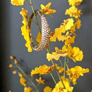 Like New Express Cubic Zirconia Bangle